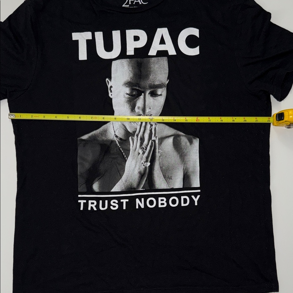 2Pac Black Graphic Tee for Men Size L - Picture 3 of 6